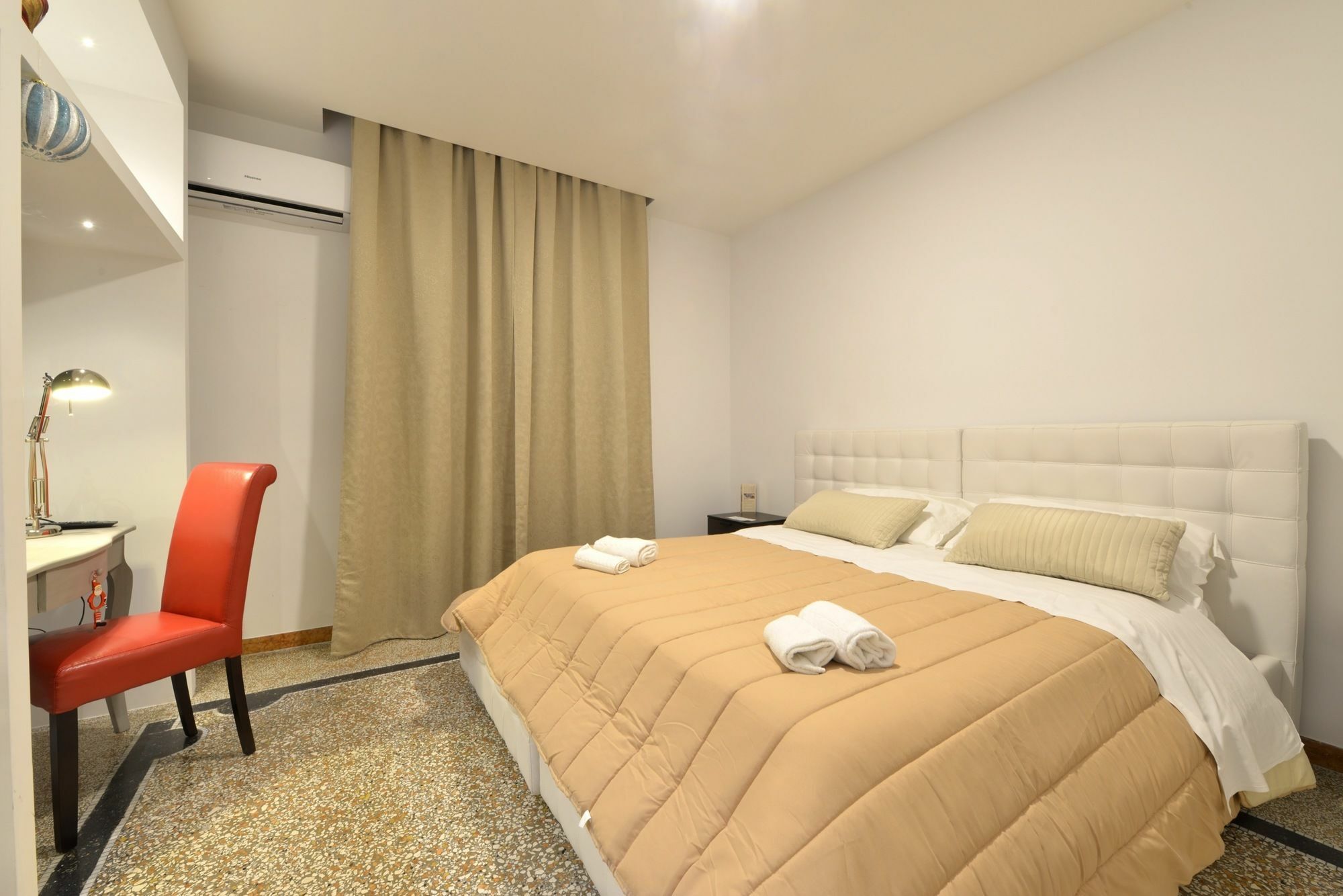 Napoli Central City Ngoại thất bức ảnh